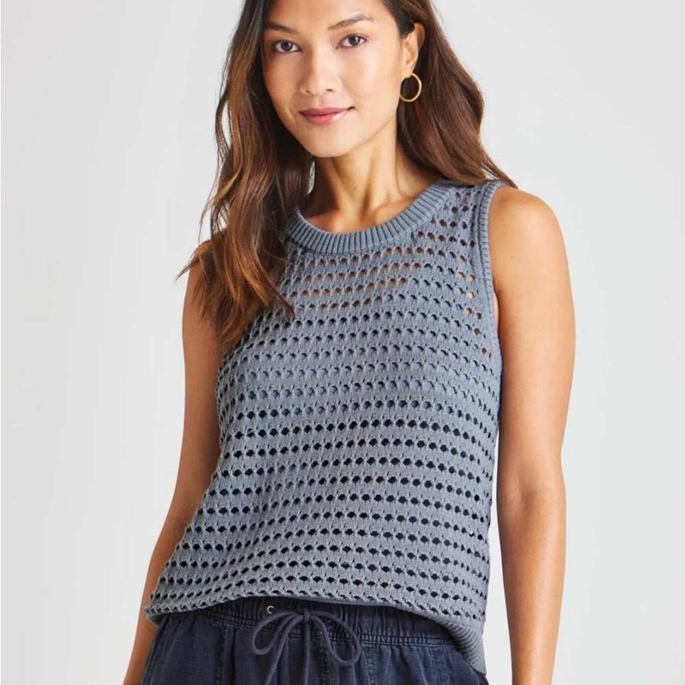 Splendid Gray Sleeveless Top